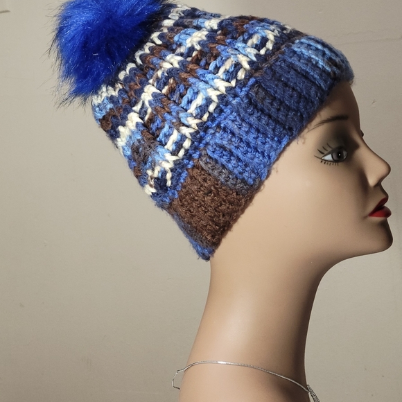 Multi Blend Blue Beanie Slouchly / Pom Pom - Picture 4 of 5
